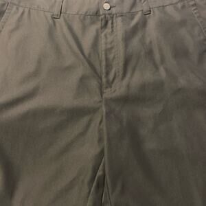 Men’s Sz 38 Callaway golf shorts